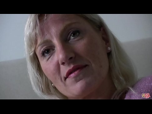 ❤️ Die Mutter, die wir alle gefickt haben ... Lady, benehmen Sie sich! Fuck video bei de.japangaysex.ru ❤